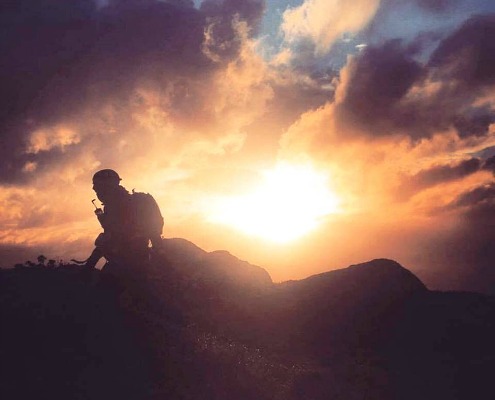 Huw Williams of CCI in Snowdonia training for the Marathon des Sables